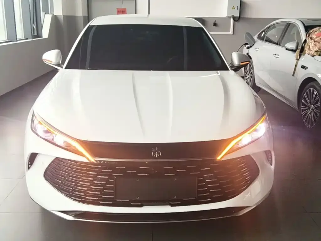 BYD Qin L — фото 7
