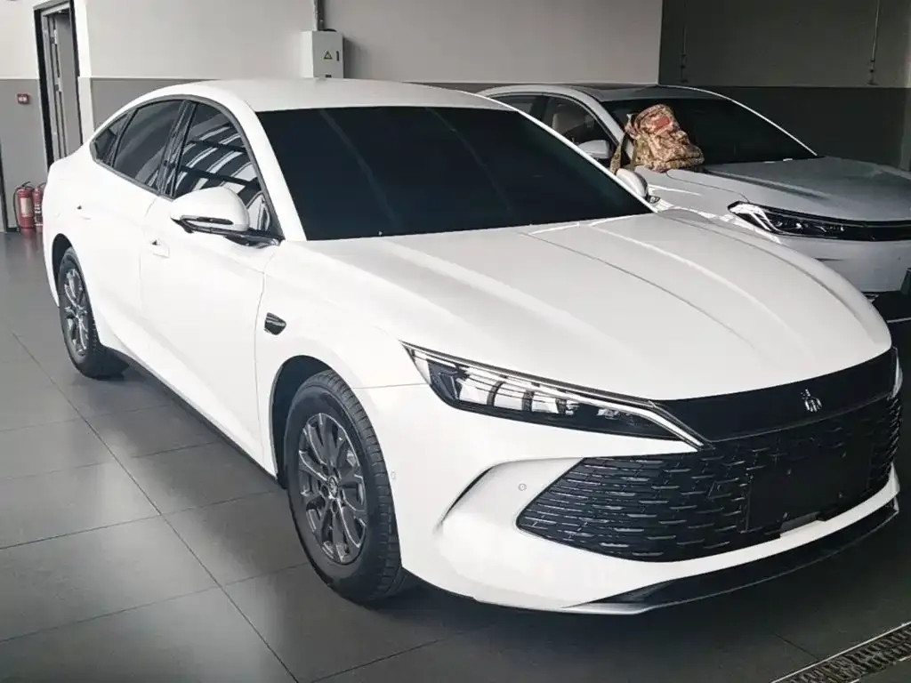 BYD Qin L — фото 10