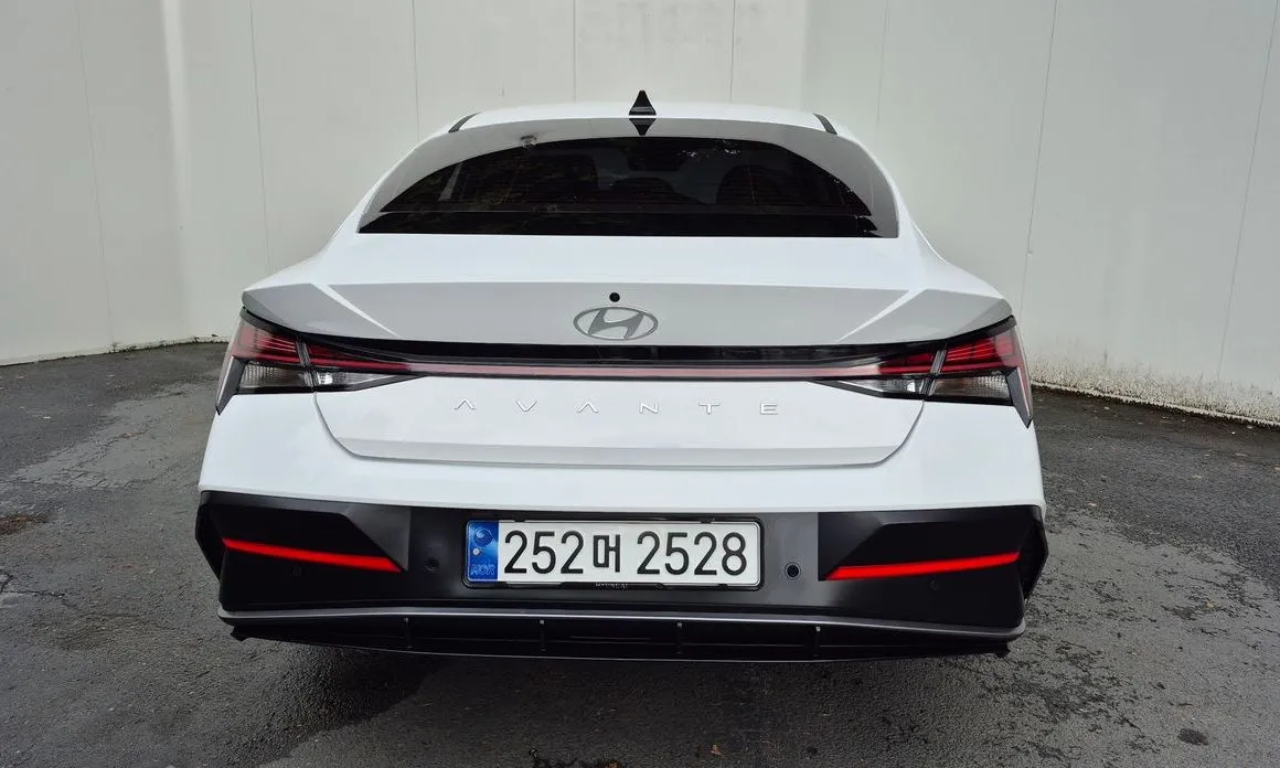 Hyundai AVANTE — фото 4