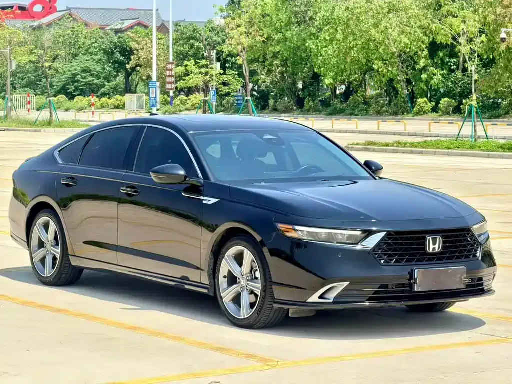 Honda Accord — фото 5