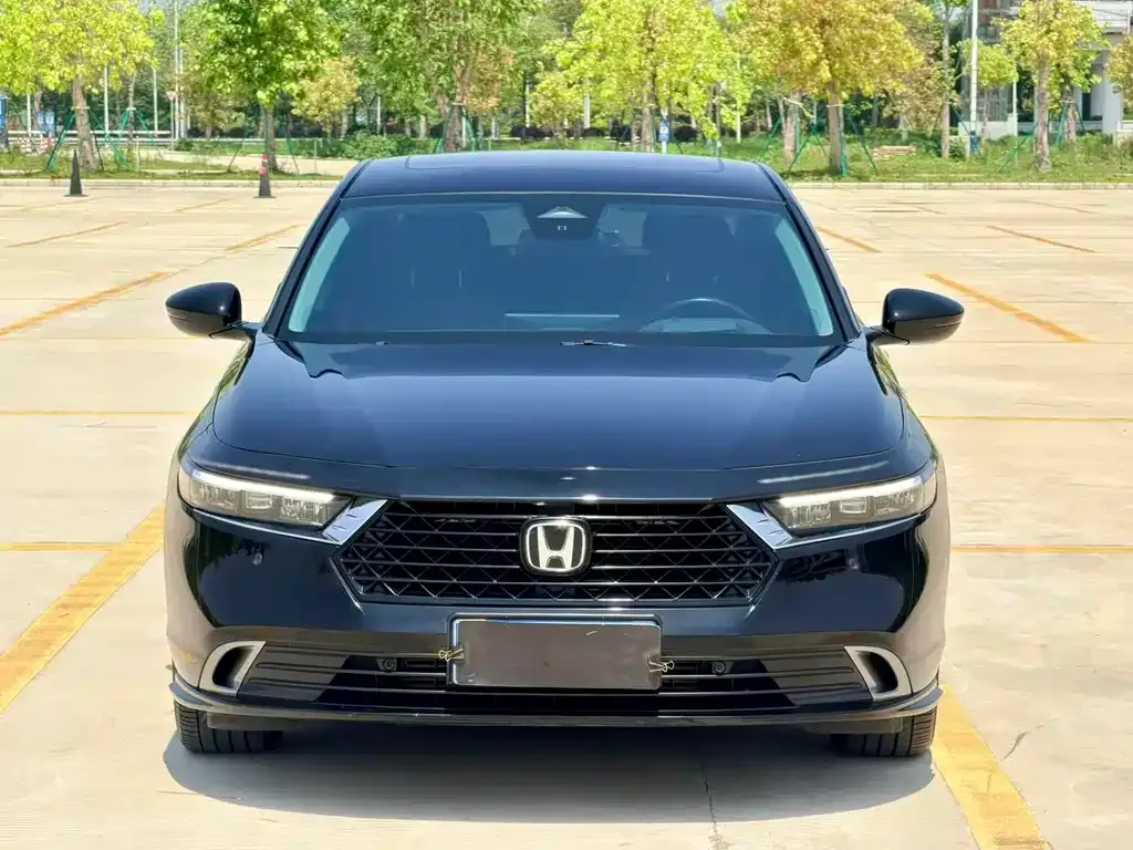 Honda Accord — фото 7