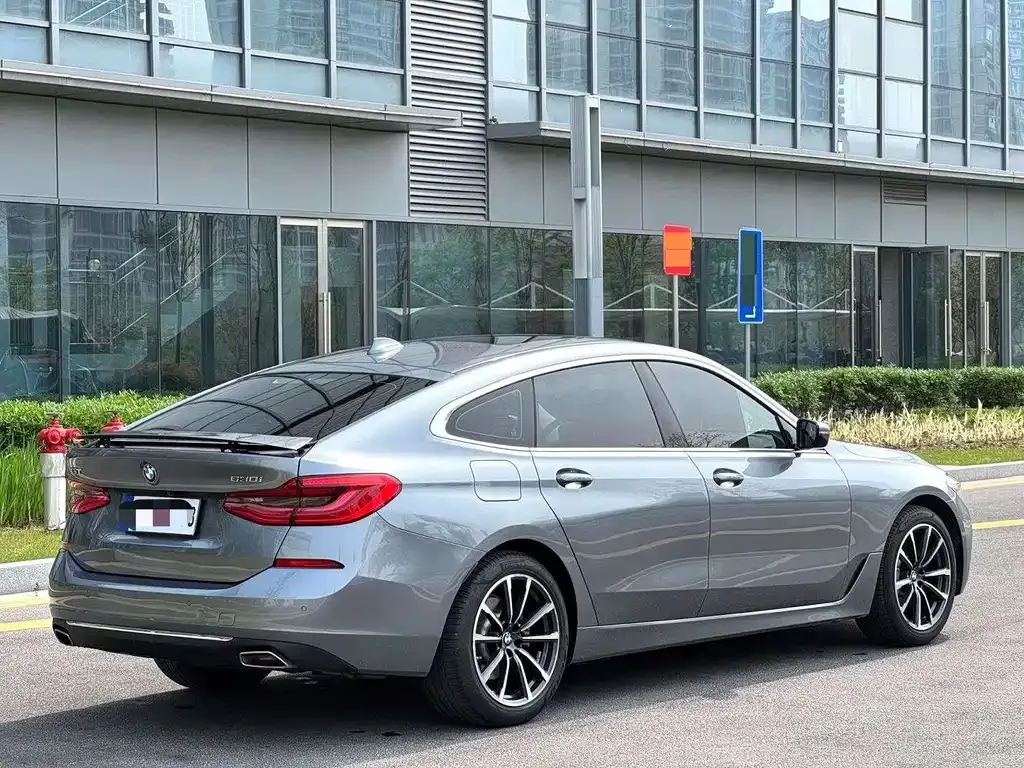 BMW 6 Series GT — фото 8