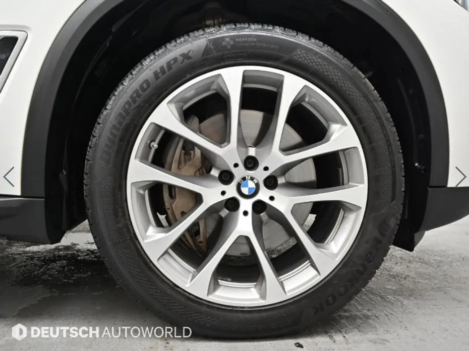 BMW X5 — фото 10