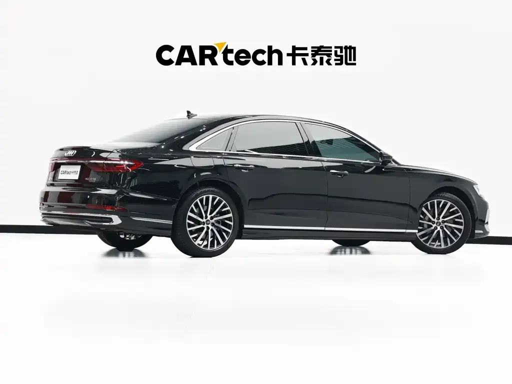 Audi A8 — фото 4