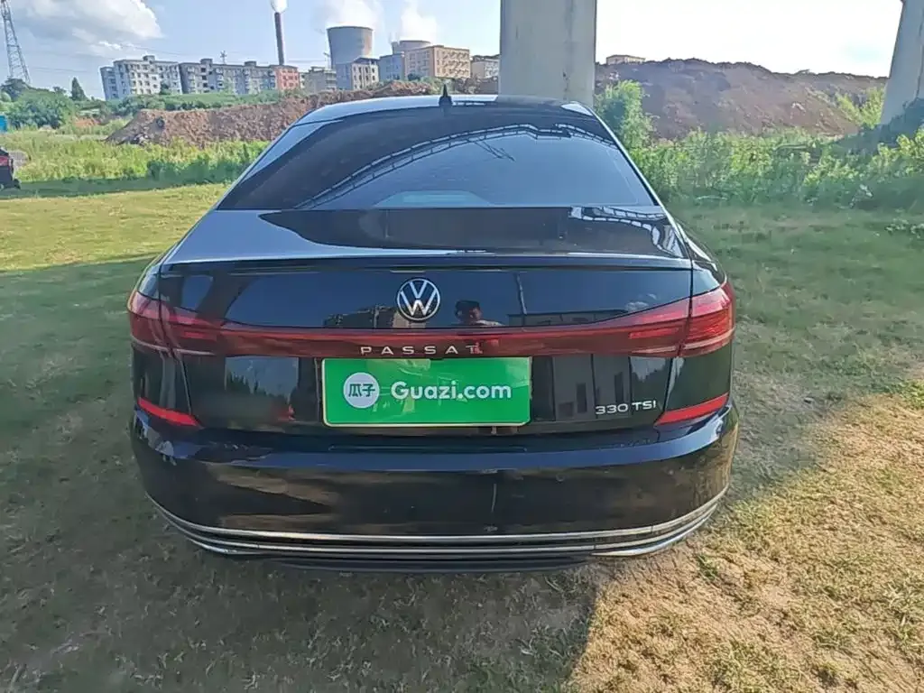 Volkswagen Passat — фото 2