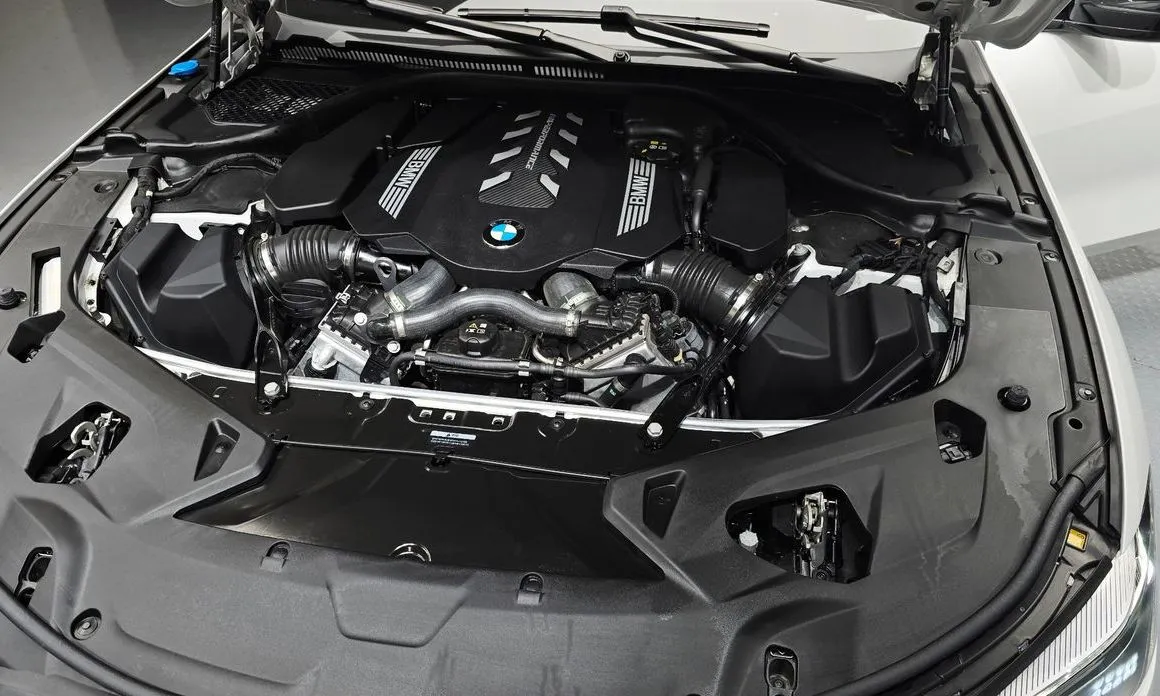 BMW 8-Series 2024 из KR, фото 9
