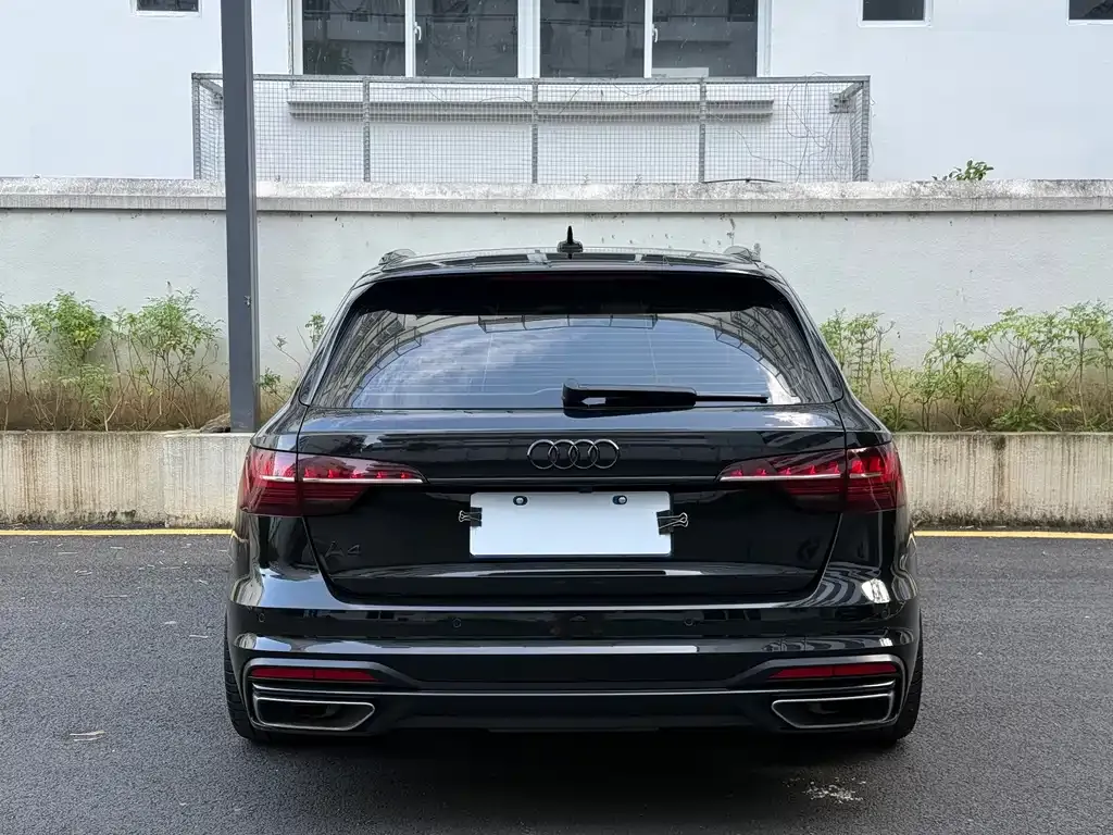 Audi A4 (Import) — фото 3