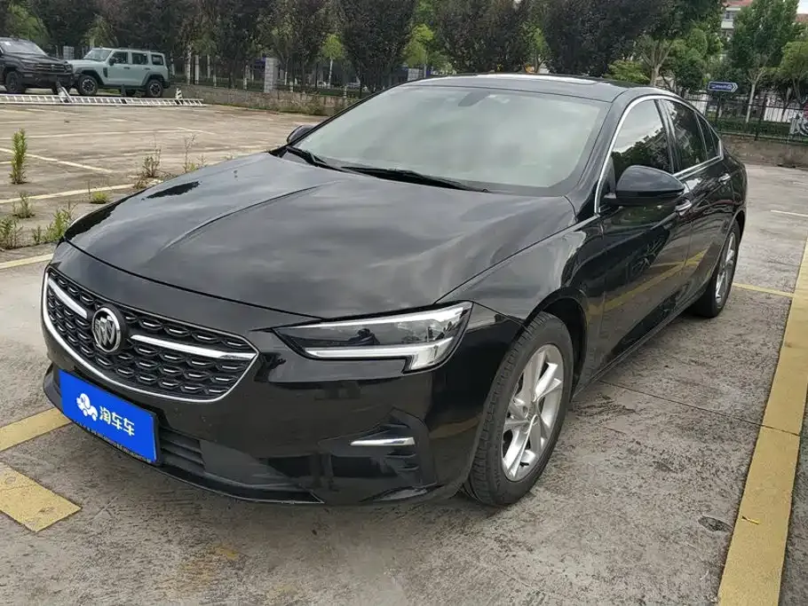 Buick Regal — фото 1