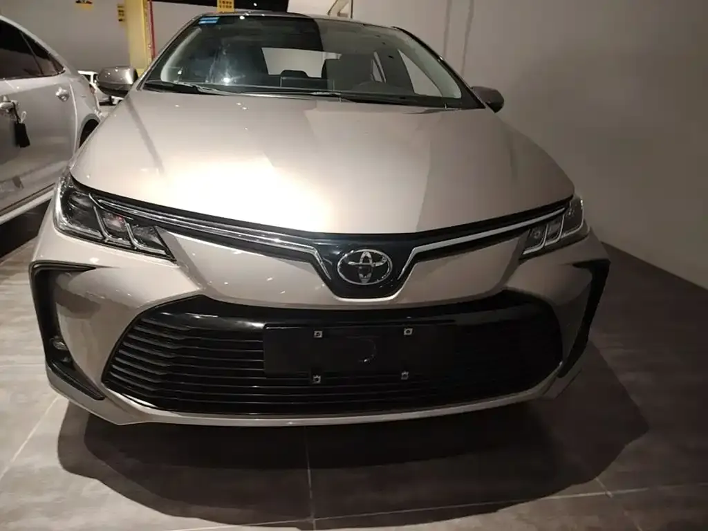 Toyota Corolla 2023 из CN, фото 8
