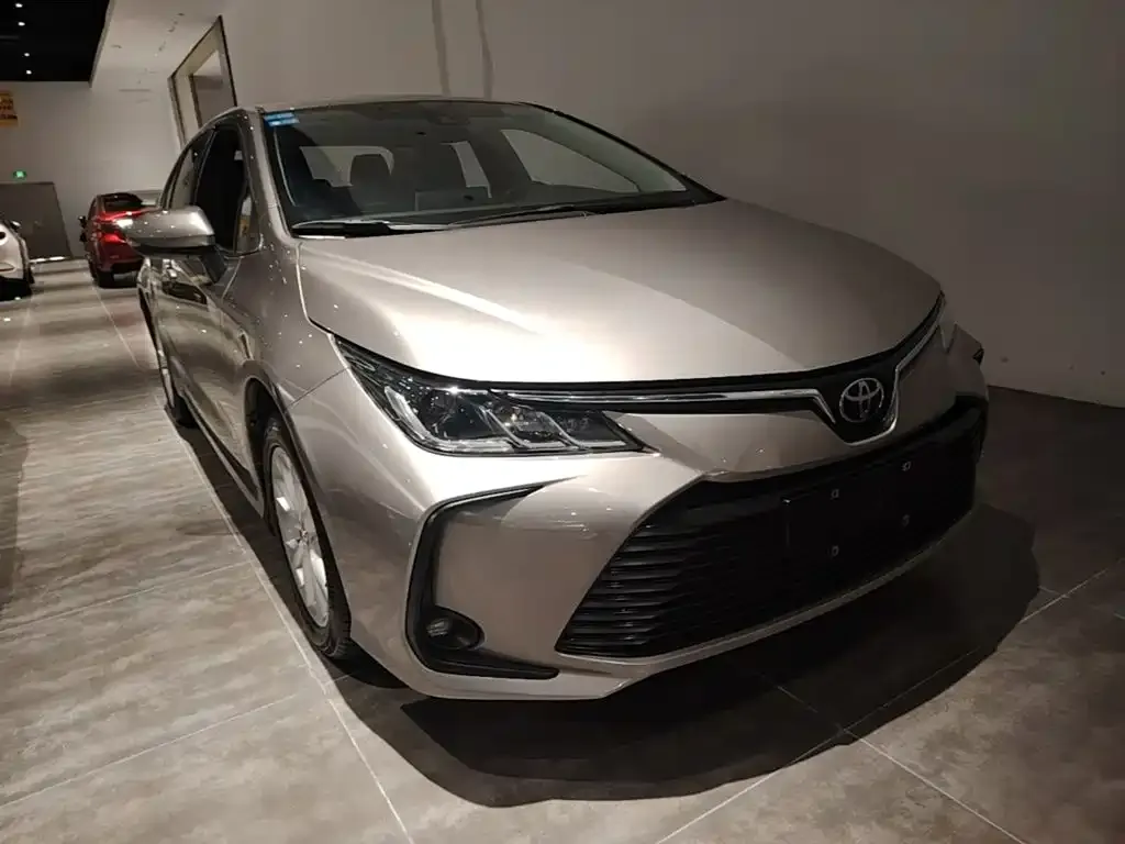 Toyota Corolla 2023 из CN, фото 4