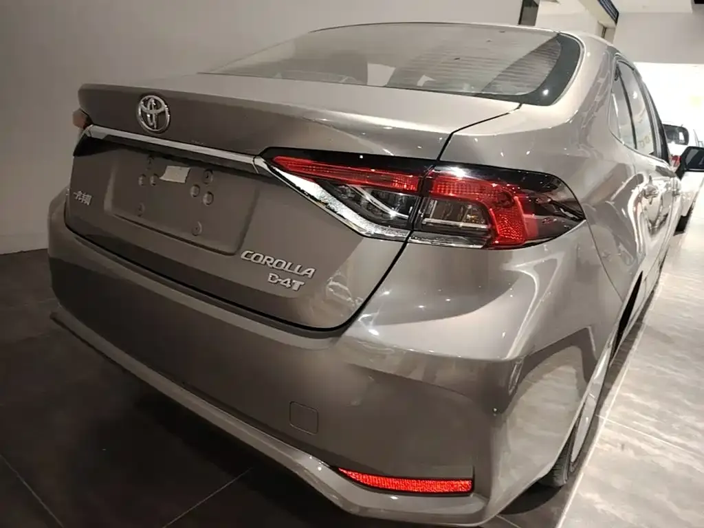 Toyota Corolla 2023 из CN, фото 9