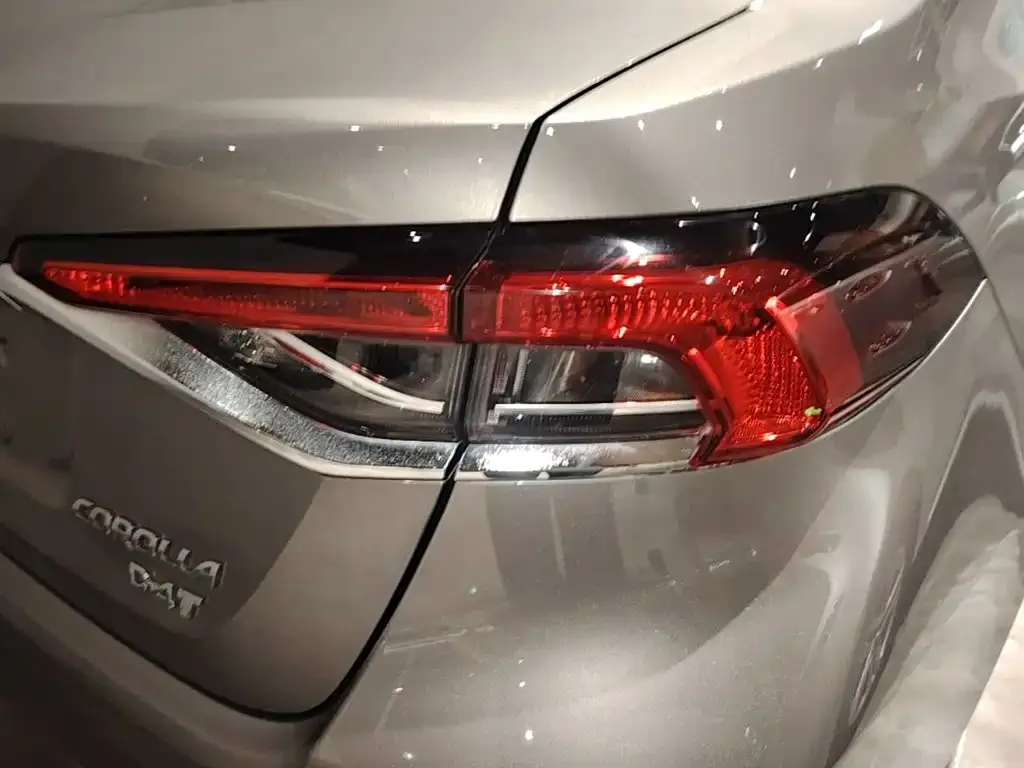 Toyota Corolla 2023 из CN, фото 3