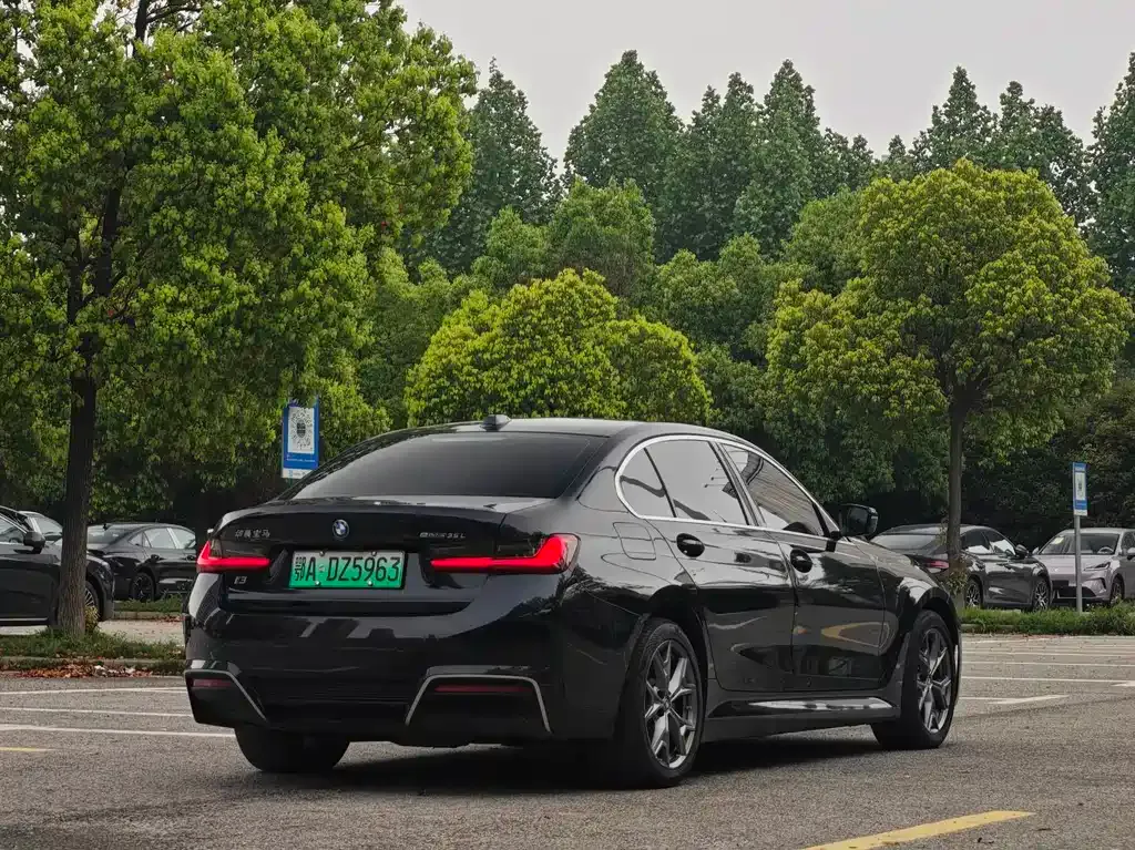 BMW i3 — фото 9