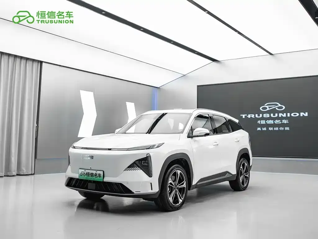 Geely Galaxy L7 — фото 1