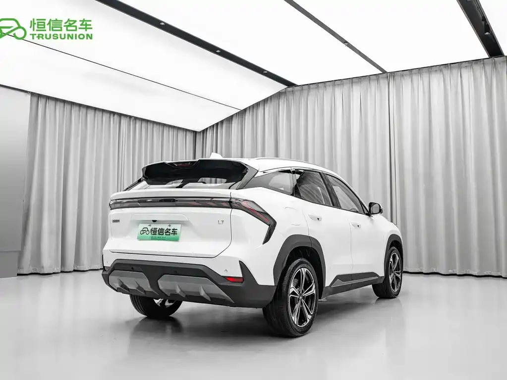 Geely Galaxy L7 — фото 4