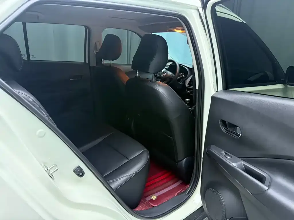Nissan Kicks — фото 3