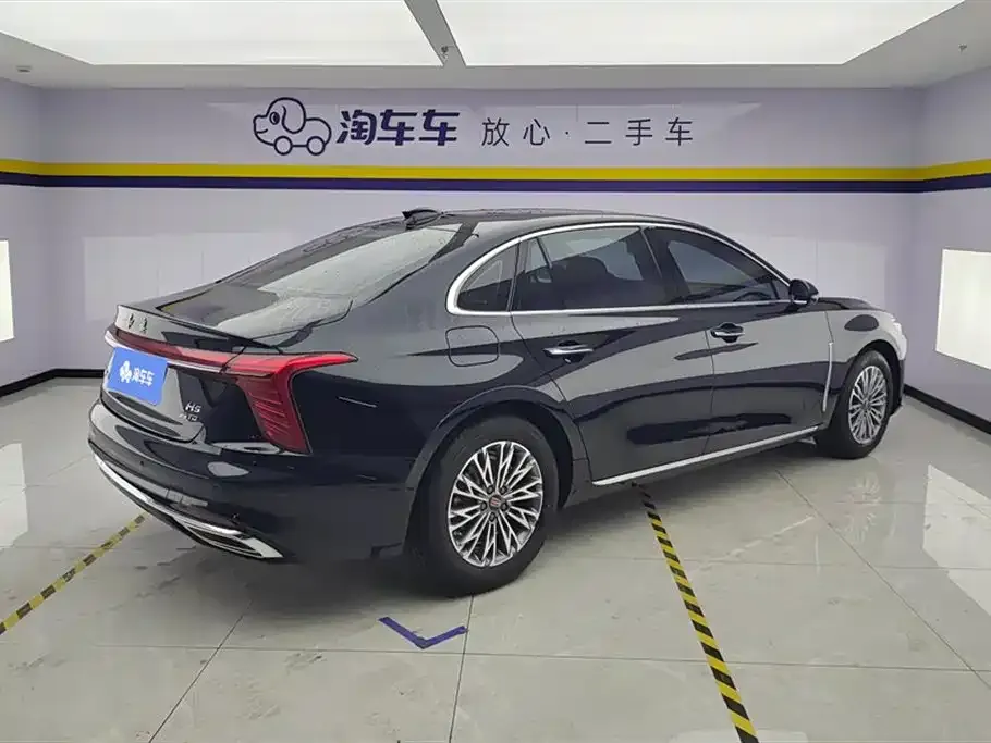 Hongqi H5 — фото 3