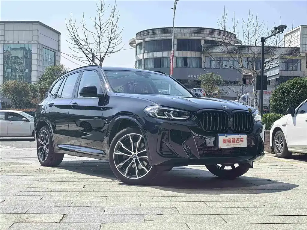BMW X3 — фото 9