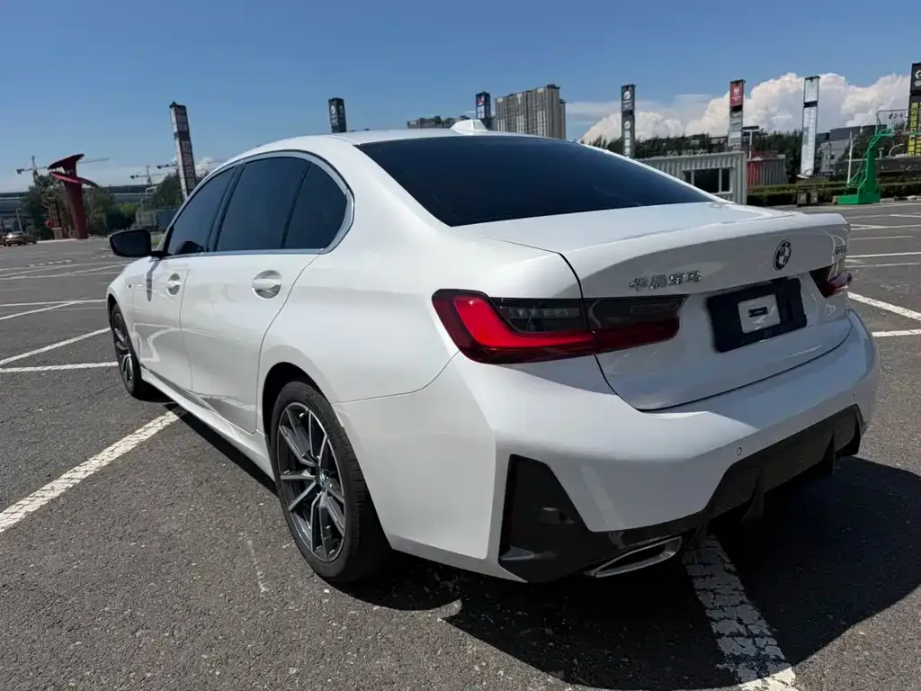 BMW 3 Series — фото 10