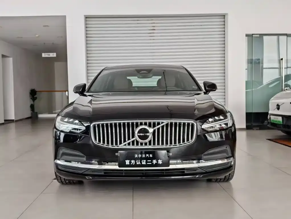 Volvo S90 — фото 7