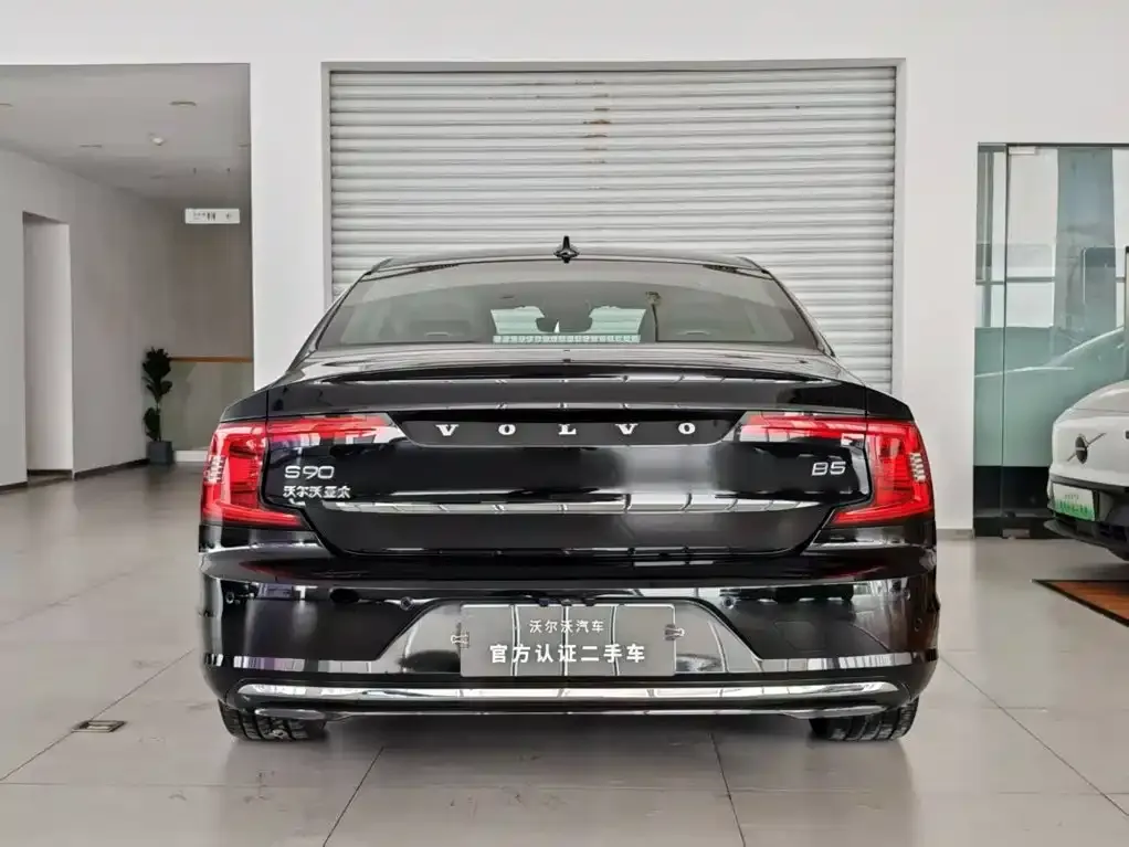Volvo S90 — фото 4