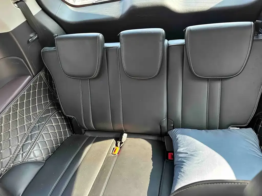 GAC Motor Trumpchi M6 — фото 10