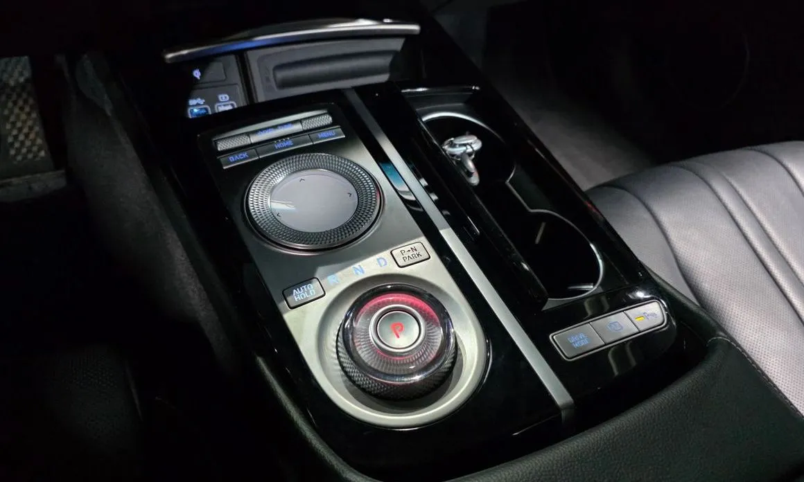 Genesis G80 — фото 10