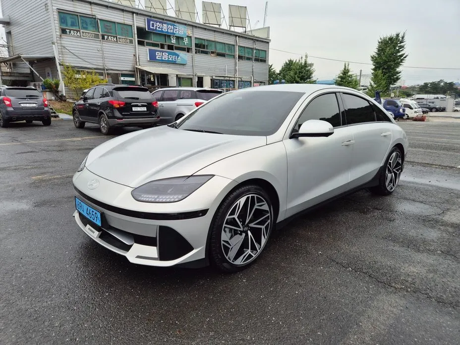Hyundai Ioniq6 — фото 1
