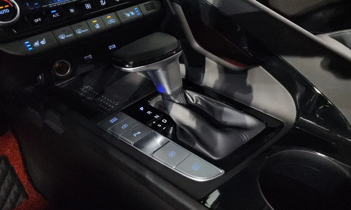 Hyundai AVANTE — фото 7