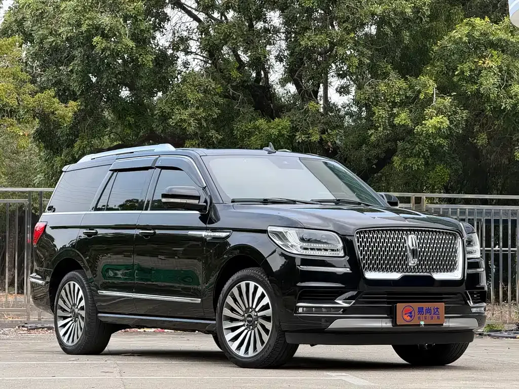Lincoln Navigator — фото 10