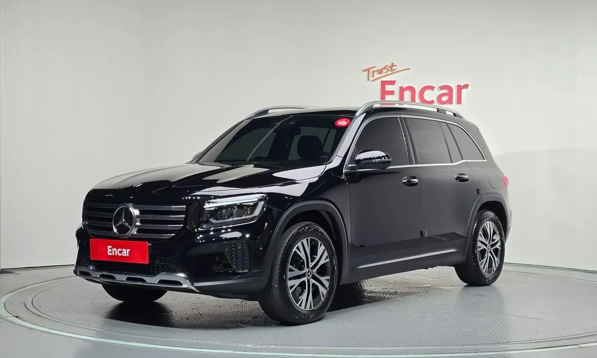 Mercedes-Benz GLB-Class — фото 1
