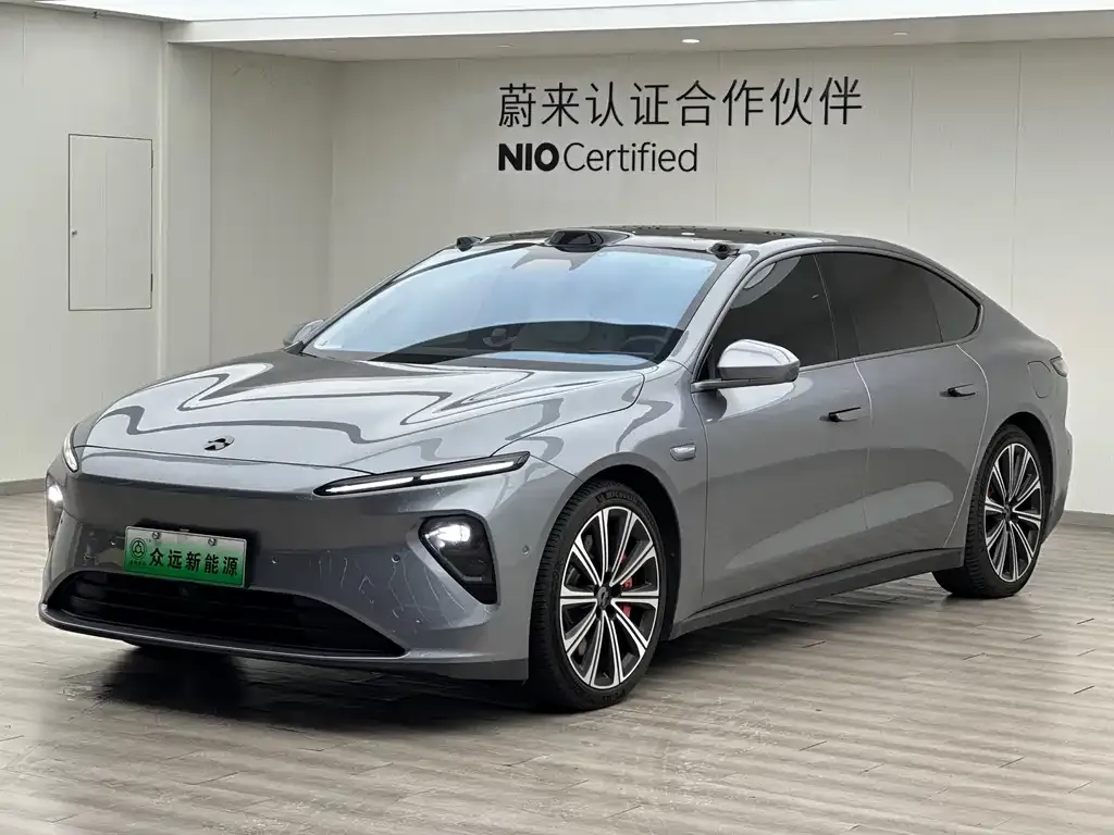 NIO ET7