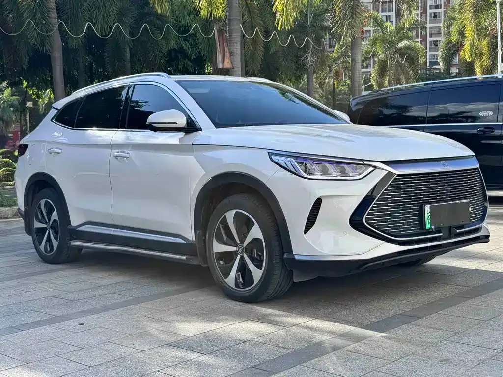 BYD PLUS New Energy — фото 5