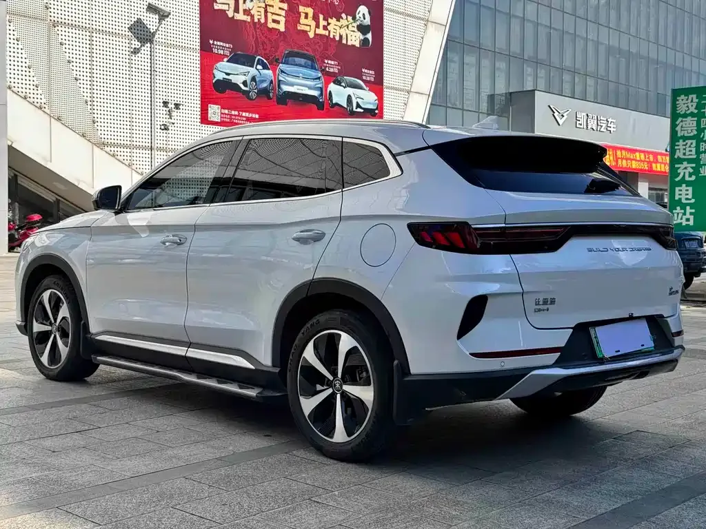 BYD PLUS New Energy — фото 6