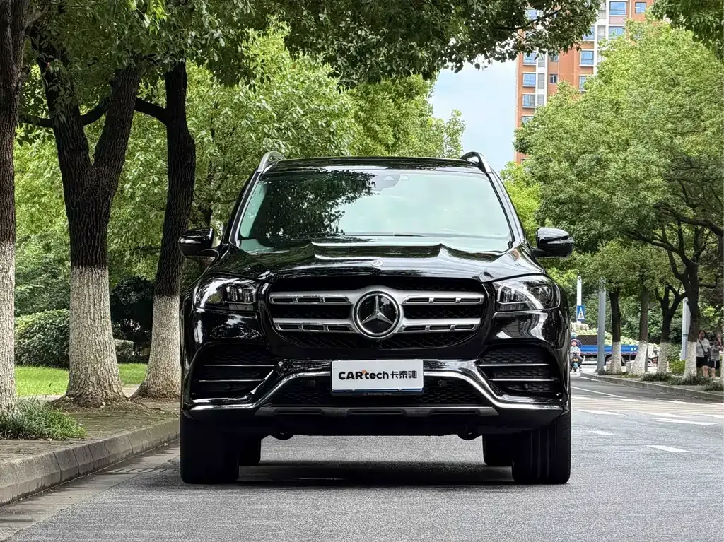 Mercedes-Benz GLS — фото 9