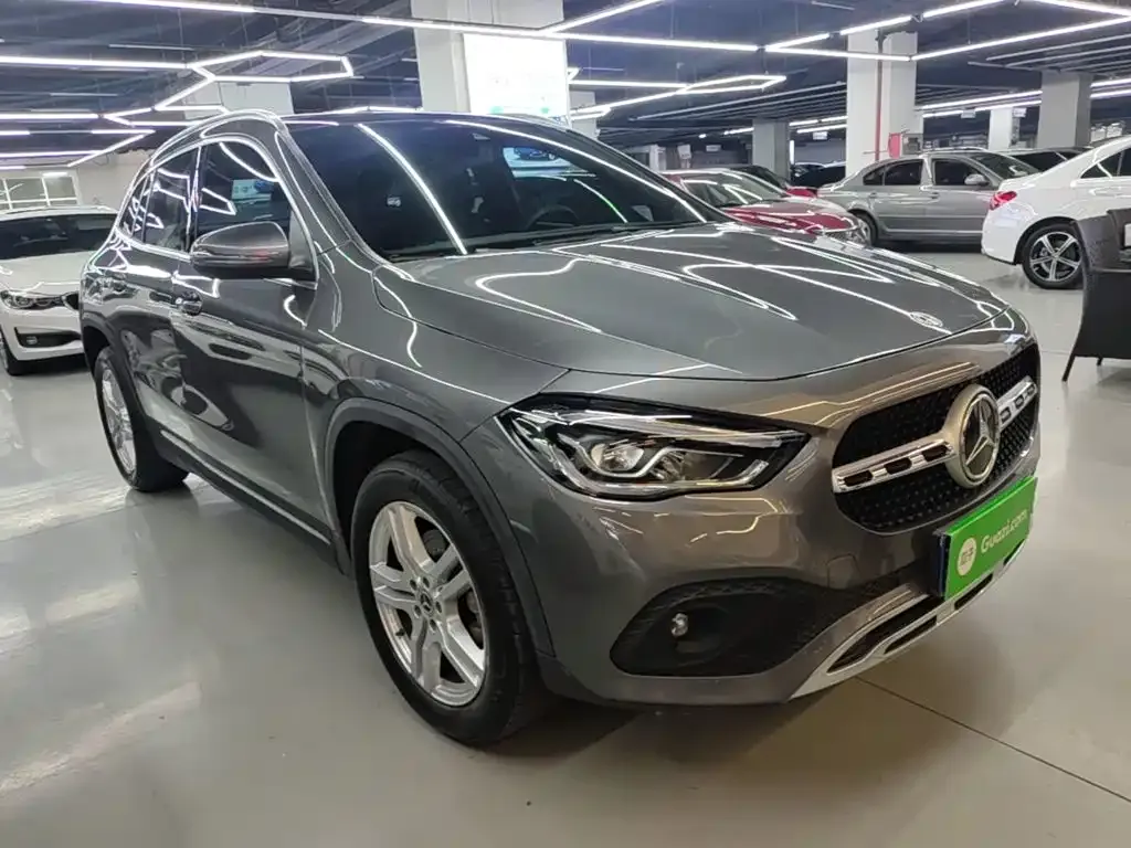 Mercedes-Benz GLA — фото 8