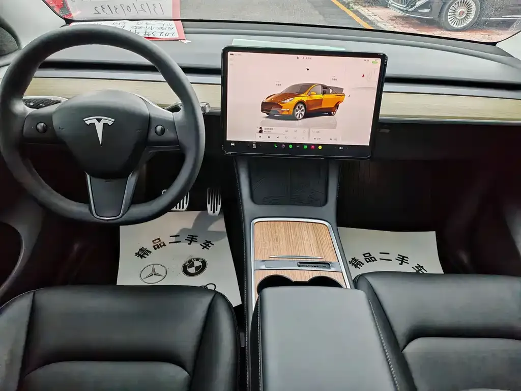 Tesla Model Y — фото 3