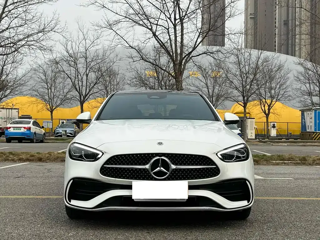 Mercedes-Benz C-Class — фото 10