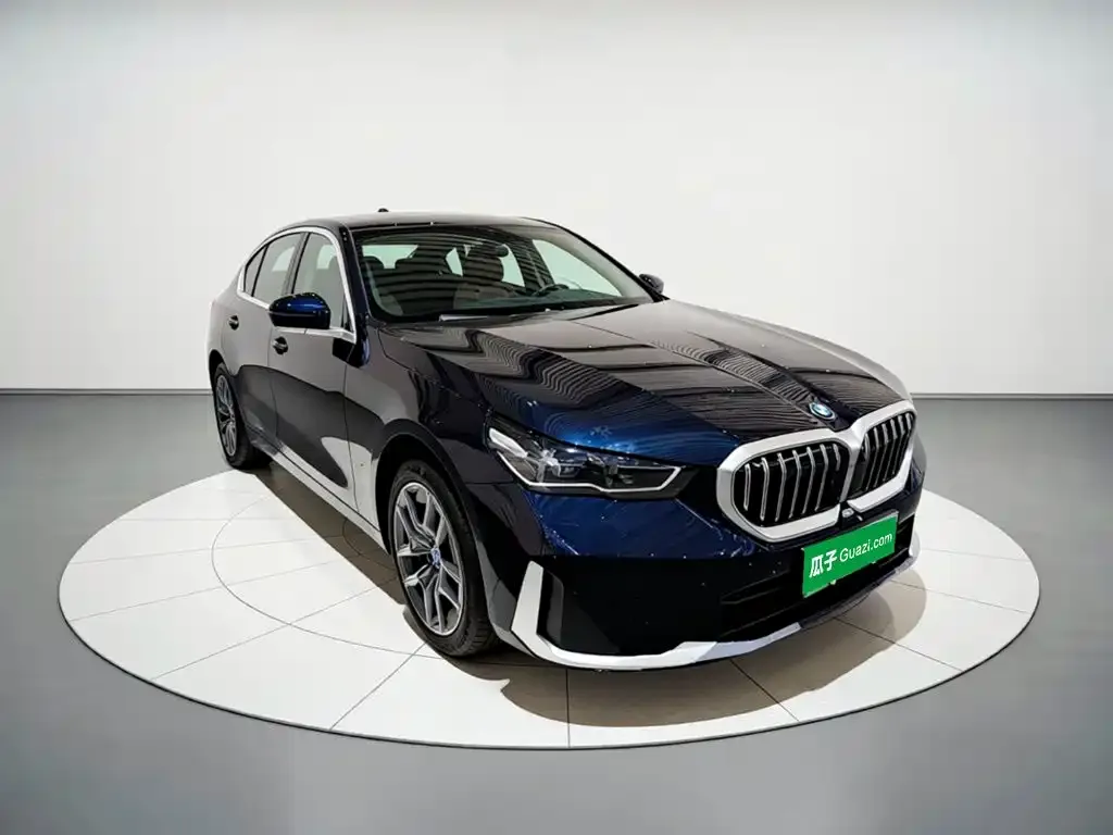 BMW i5 — фото 6