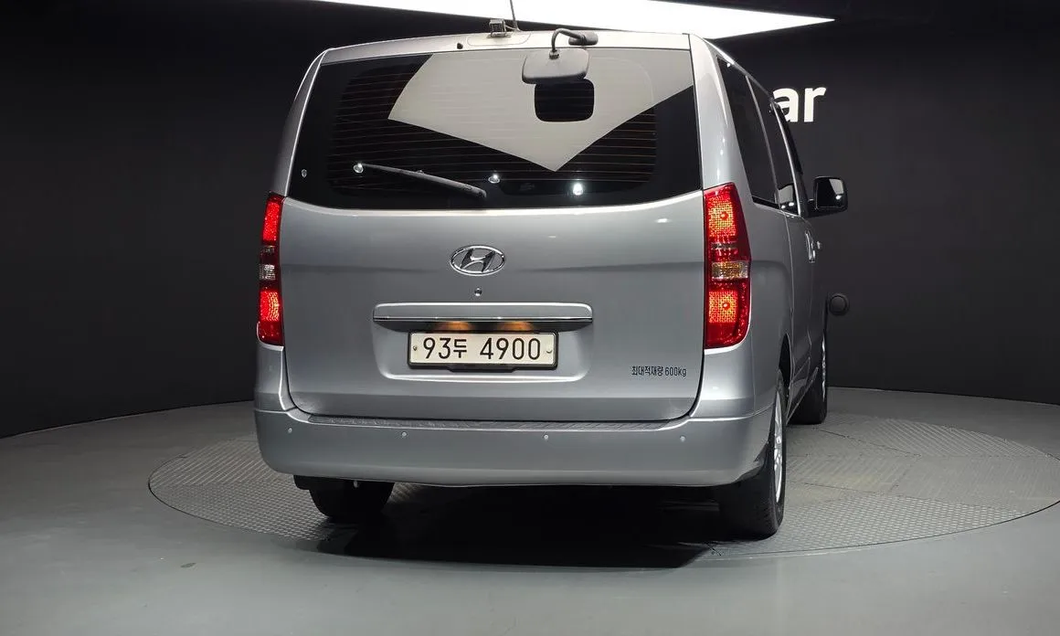 Hyundai Starex — фото 6