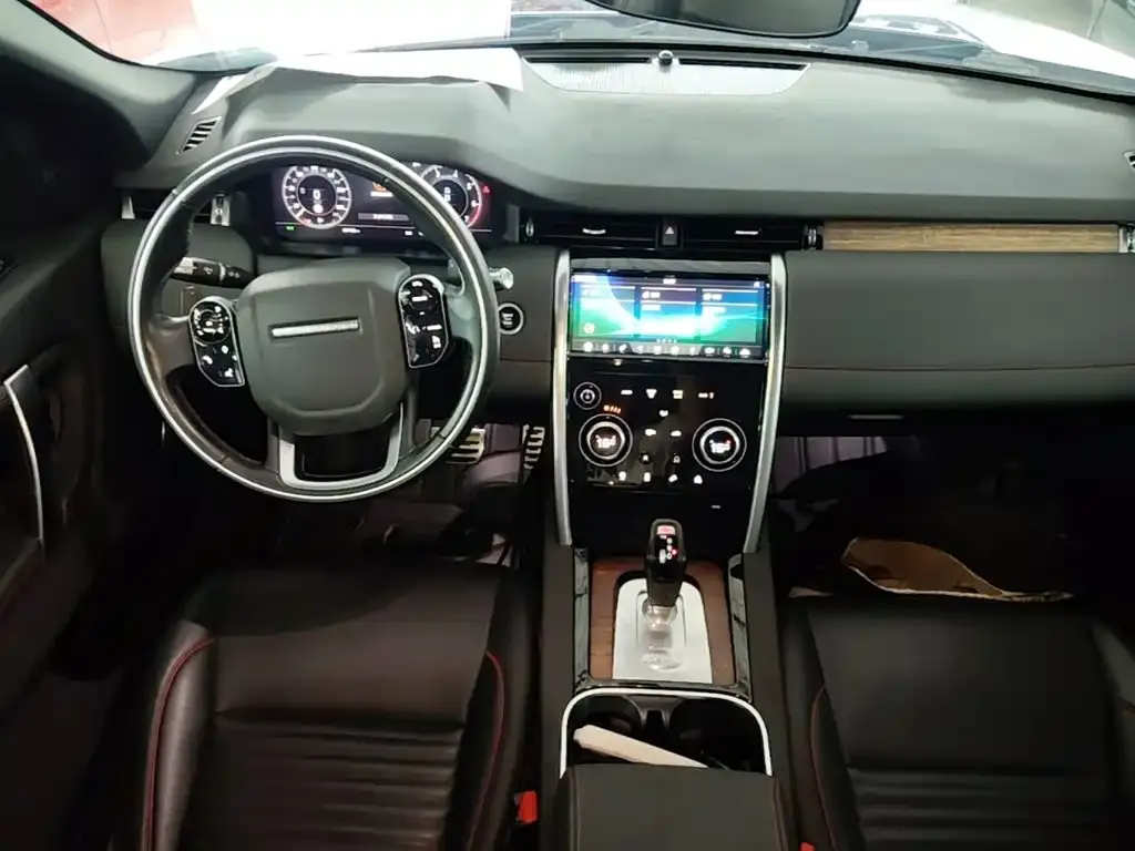 Land Rover Discovery Sport — фото 10