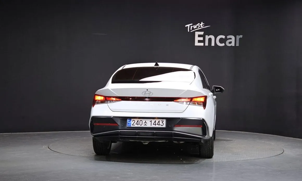 Hyundai AVANTE — фото 2