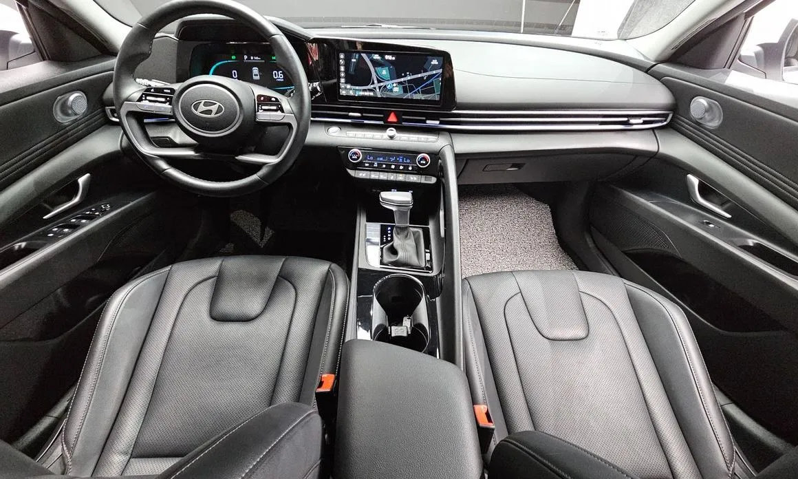Hyundai AVANTE — фото 7