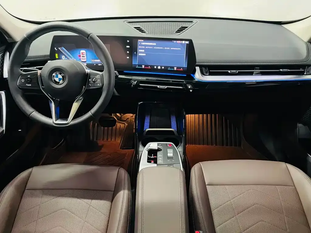 BMW X1 — фото 10