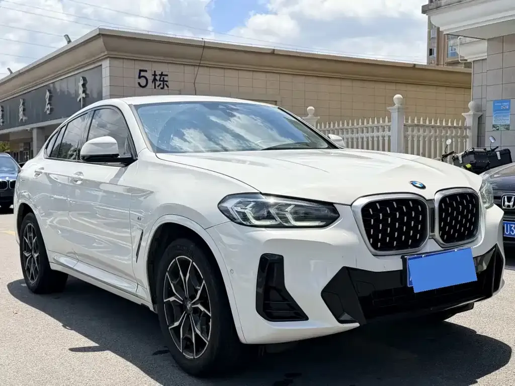 BMW X4 — фото 5