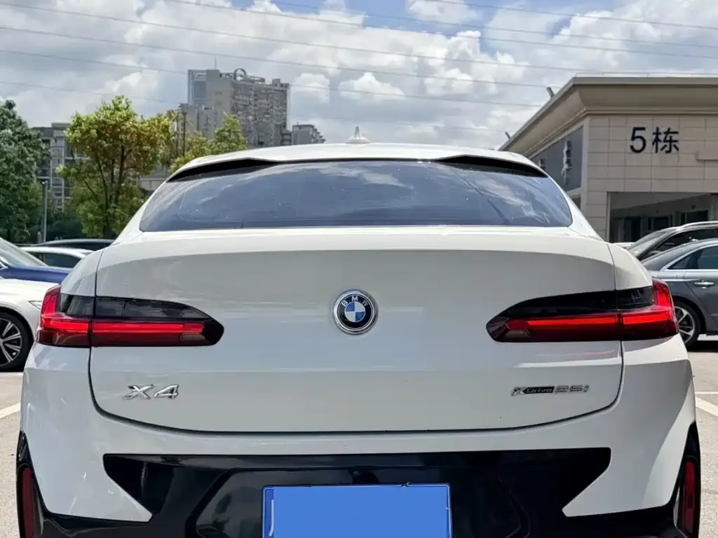 BMW X4 — фото 2
