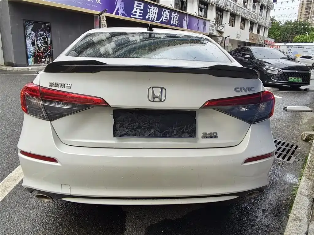 Honda Civic — фото 7