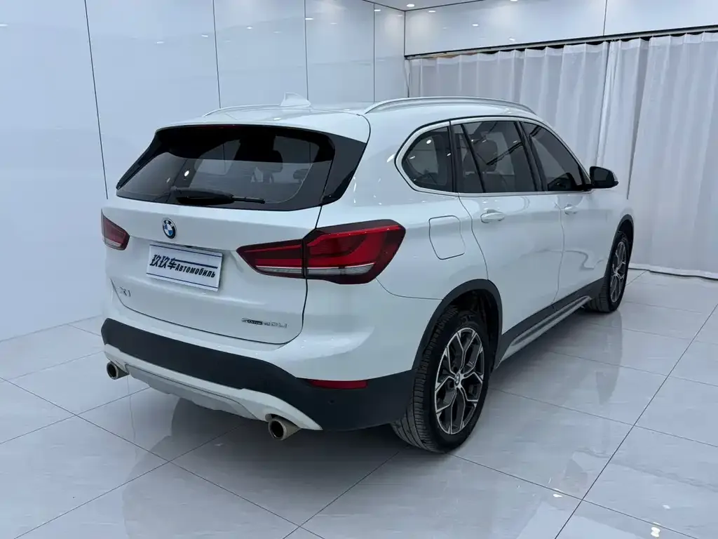 BMW X1 — фото 4