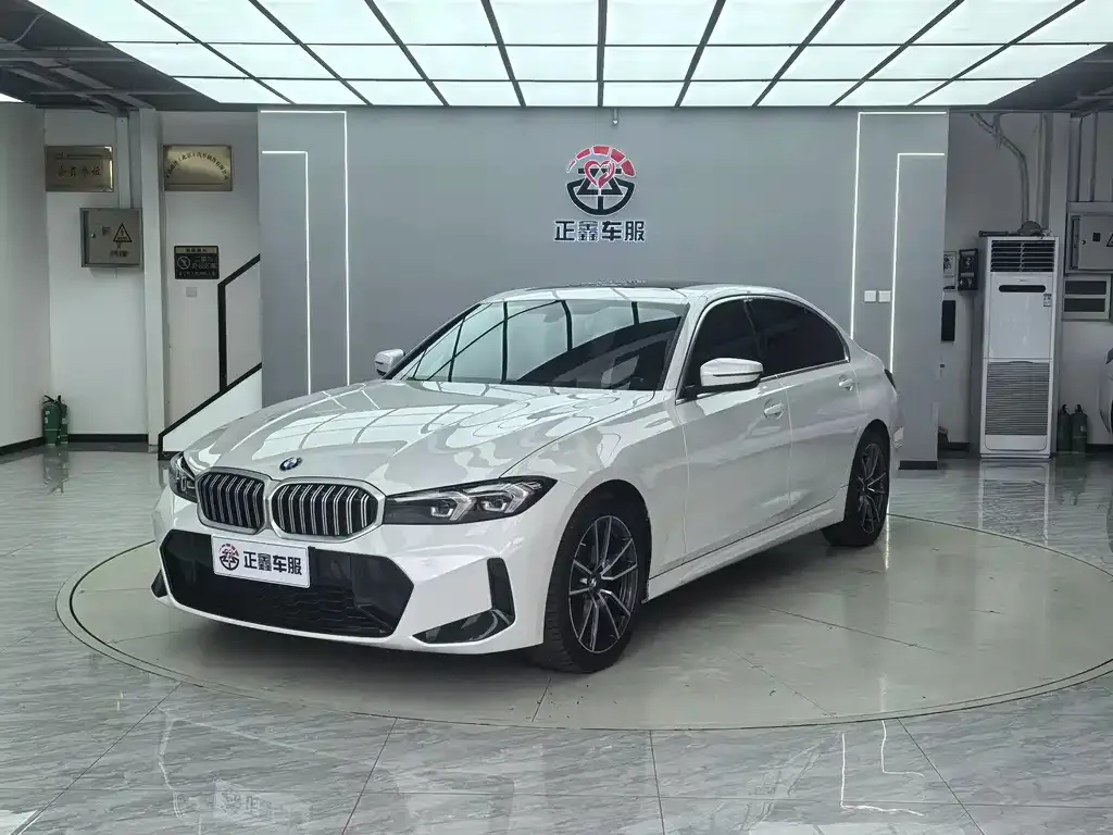 BMW 3 Series — фото 1