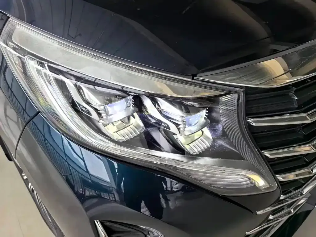 GAC Motor Trumpchi M8 — фото 10